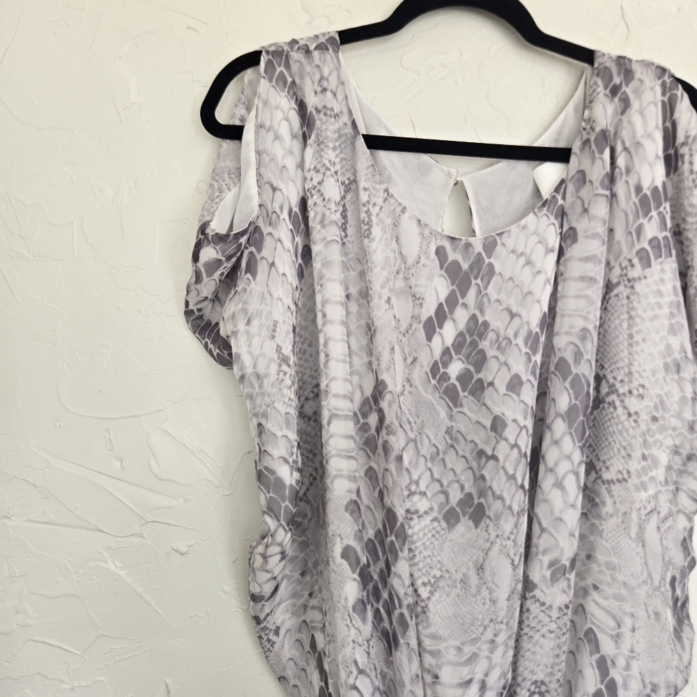 Mare Mare Silk Gray White Python Romper - image 3